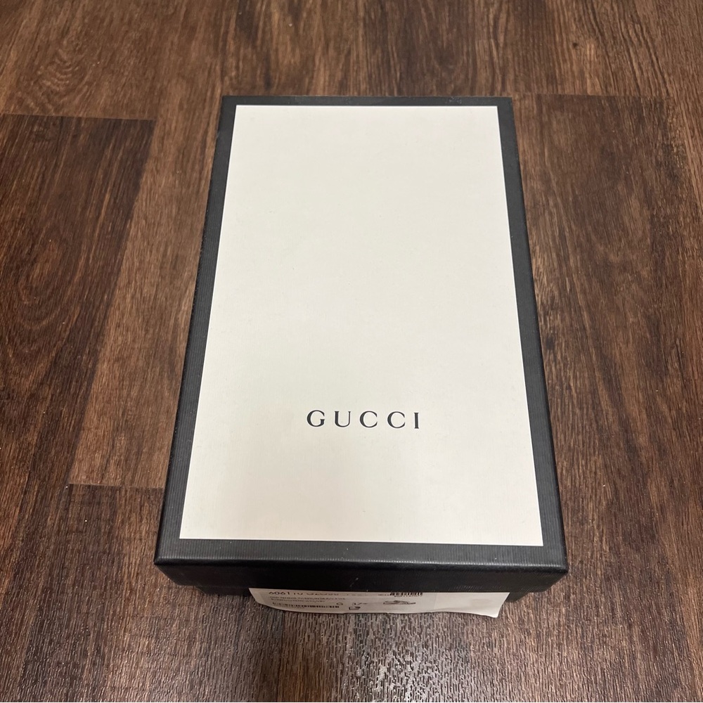 Gucci Shoe Box + New Dust Bag *2 (17" x 8")